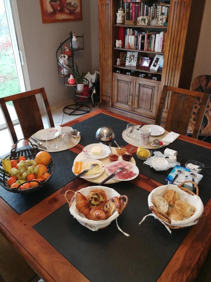 Bed and Breakfast Au Doux Repos Lucbardez-et-Bargues Экстерьер фото